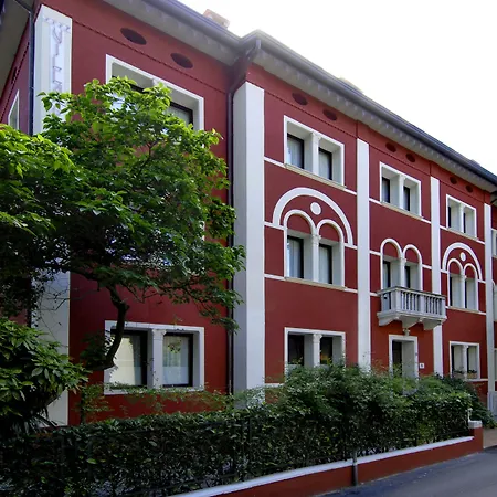 Hotel Villa Pannonia-3